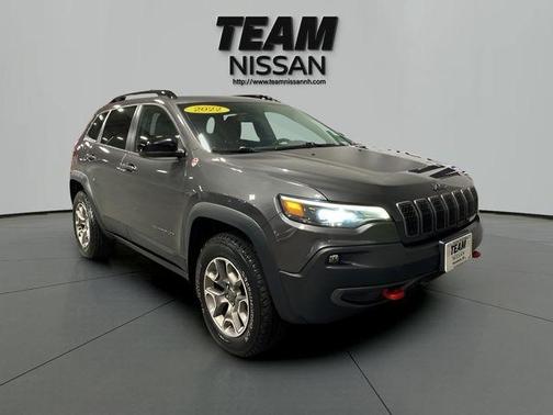 Granite Crystal Clearcoat Metallic 2022 Jeep Cherokee Trailhawk