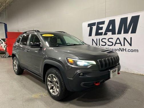 Granite Crystal Clearcoat Metallic 2022 Jeep Cherokee Trailhawk