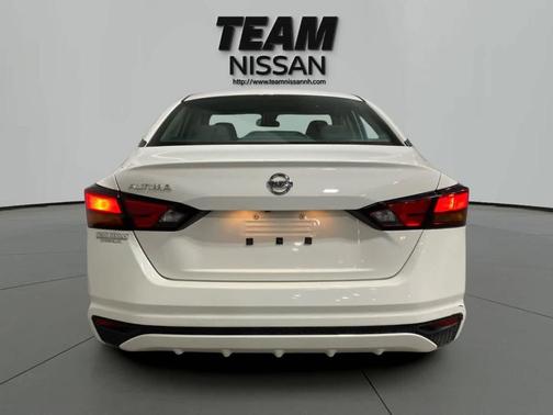 2022 Nissan Altima 2.5 S