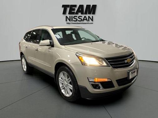 Champagne Silver 2013 Chevrolet Traverse 1LT