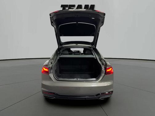 2025 Audi A5 Sportback S line Premium