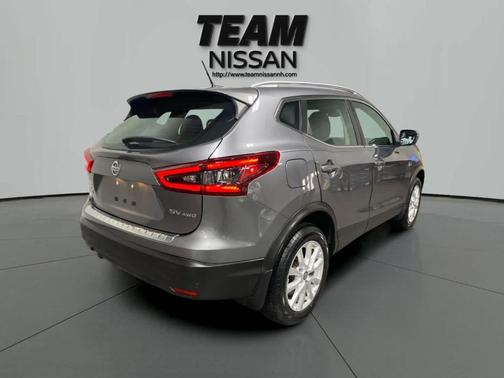 2022 Nissan Rogue Sport SV