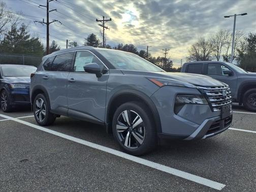 2025 Nissan Rogue SL