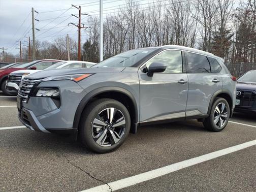 2025 Nissan Rogue SL