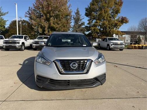2020 Nissan Kicks SV