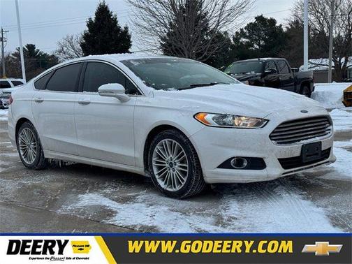 2016 Ford Fusion SE