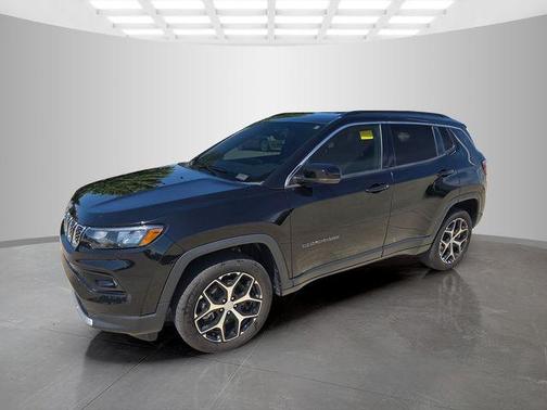 Diamond Black 2024 Jeep Compass Limited