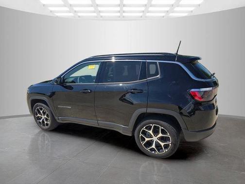 Diamond Black 2024 Jeep Compass Limited
