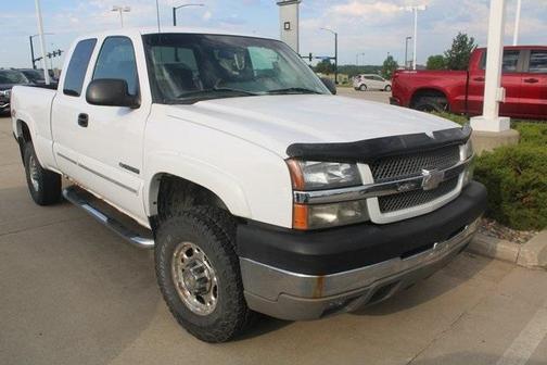 Photo 1 of 5 of 2003 Chevrolet Silverado 2500 LS H/D Extended Cab