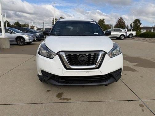 2019 Nissan Kicks S