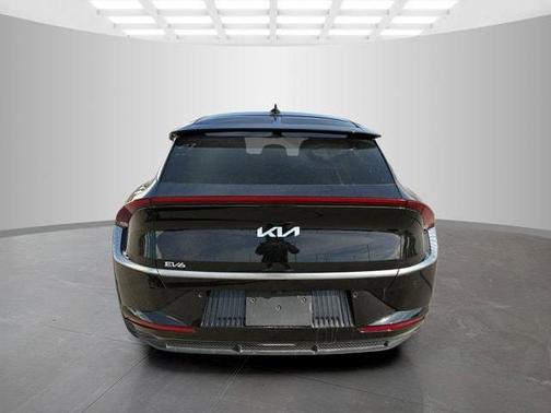 2022 Kia EV6 Wind