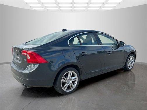 2015 Volvo S60 T5 Premier
