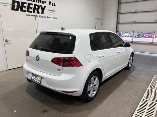 2017 Volkswagen Golf TSI Wolfsburg Edition 4-Door