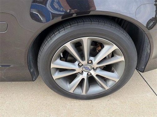 2012 Volvo C70 T5