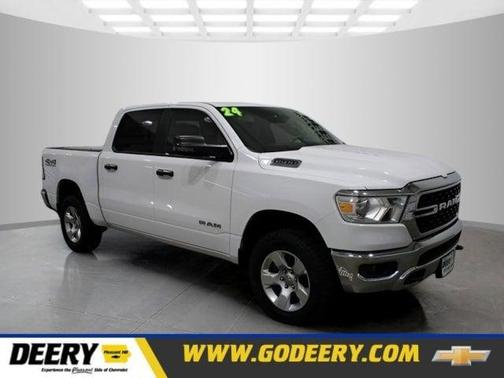 2024 RAM 1500 Big Horn/Lone Star