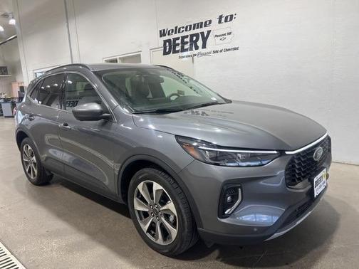 2023 Ford Escape Platinum