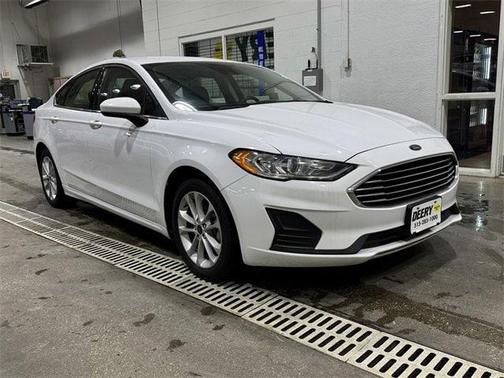 2020 Ford Fusion Hybrid SE
