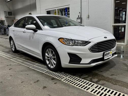 2020 Ford Fusion Hybrid SE