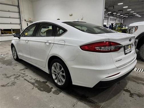 2020 Ford Fusion Hybrid SE
