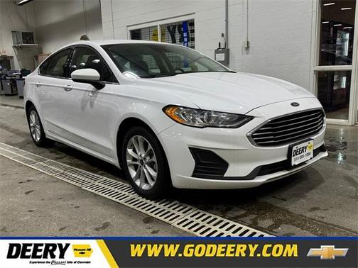 2020 Ford Fusion Hybrid SE
