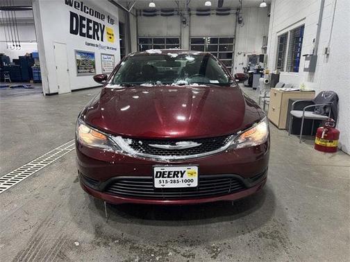 2017 Chrysler 200 LX