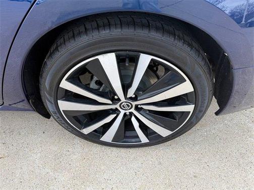 2021 Nissan Altima 2.5 SR