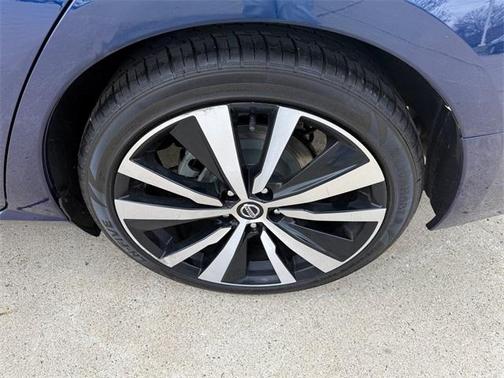 2021 Nissan Altima 2.5 SR