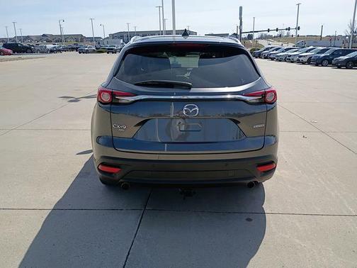 Machine Gray Metallic 2022 Mazda CX-9 Touring Plus