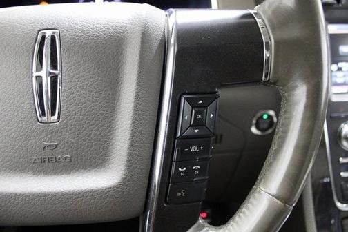 2015 Lincoln Navigator Base