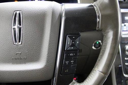 2015 Lincoln Navigator Base