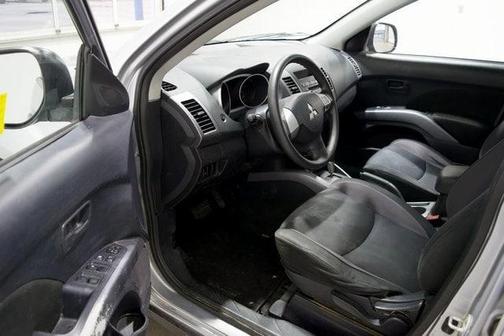 2008 Mitsubishi Outlander ES