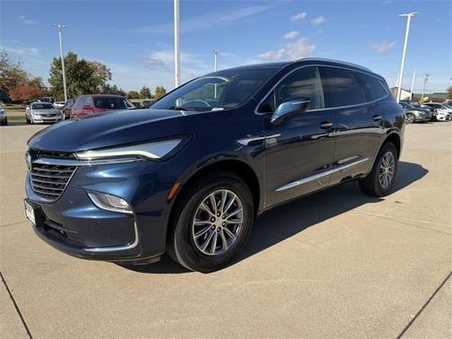 2022 Buick Enclave Essence