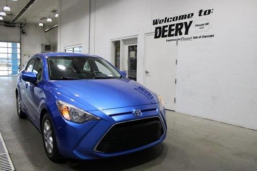 2017 Toyota Yaris iA Base