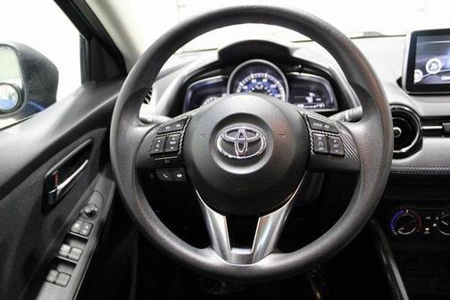 2017 Toyota Yaris iA Base