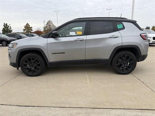 2022 Jeep Compass Altitude
