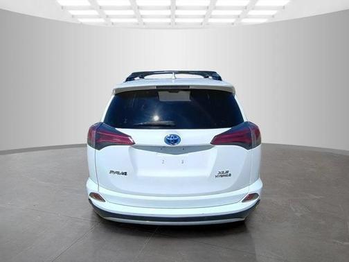 Super White 2017 Toyota RAV4 Hybrid XLE