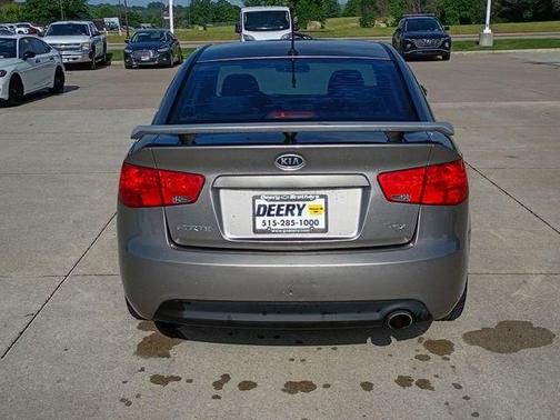 Titanium 2010 Kia Forte SX