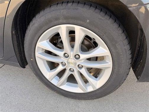 2017 Chevrolet Malibu 1LT