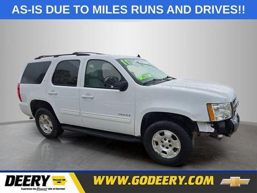 Summit White 2011 Chevrolet Tahoe LT