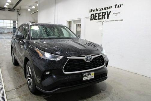 2021 Toyota Highlander Hybrid XLE