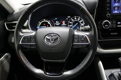 2021 Toyota Highlander Hybrid XLE