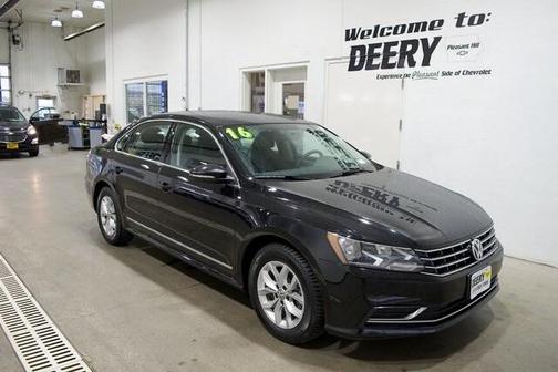 2016 Volkswagen Passat 1.8T S