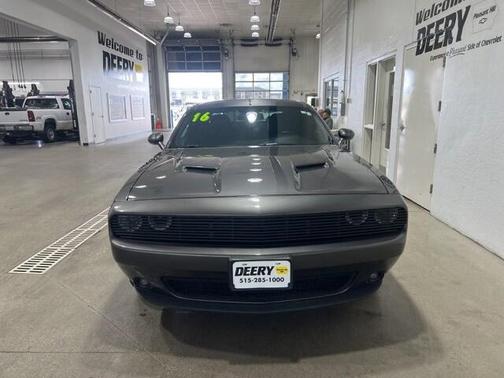 2016 Dodge Challenger SXT