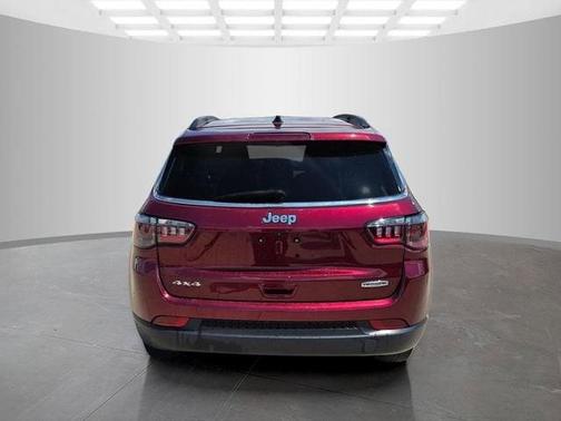 Velvet Red Pearlcoat 2022 Jeep Compass Latitude Lux
