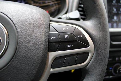 2022 Jeep Cherokee X