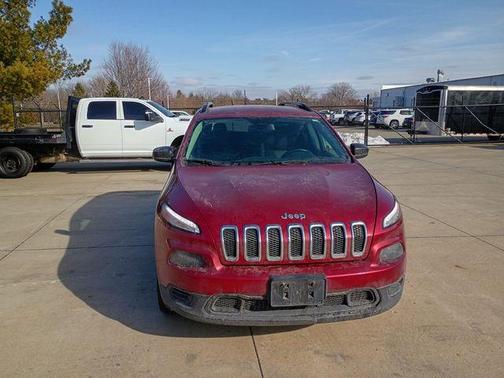 2016 Jeep Cherokee Sport