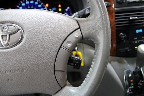2010 Toyota Sienna XLE