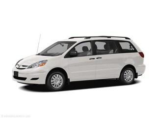 2010 Toyota Sienna XLE