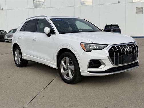 2021 Audi Q3 40 Premium