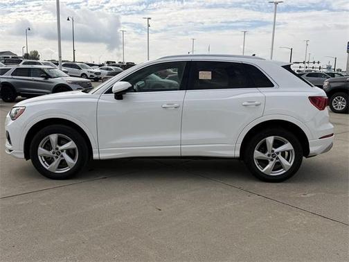 2021 Audi Q3 40 Premium